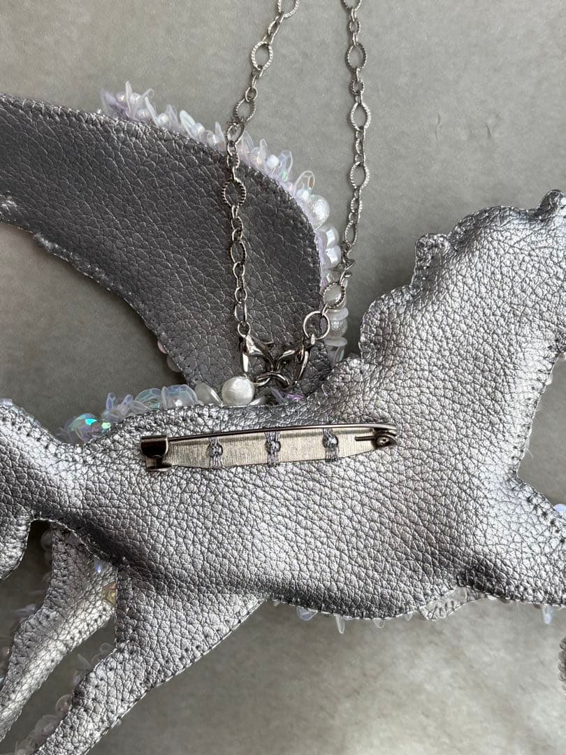 【ペガサス】ビーズ刺繍ブローチバッグチャーム