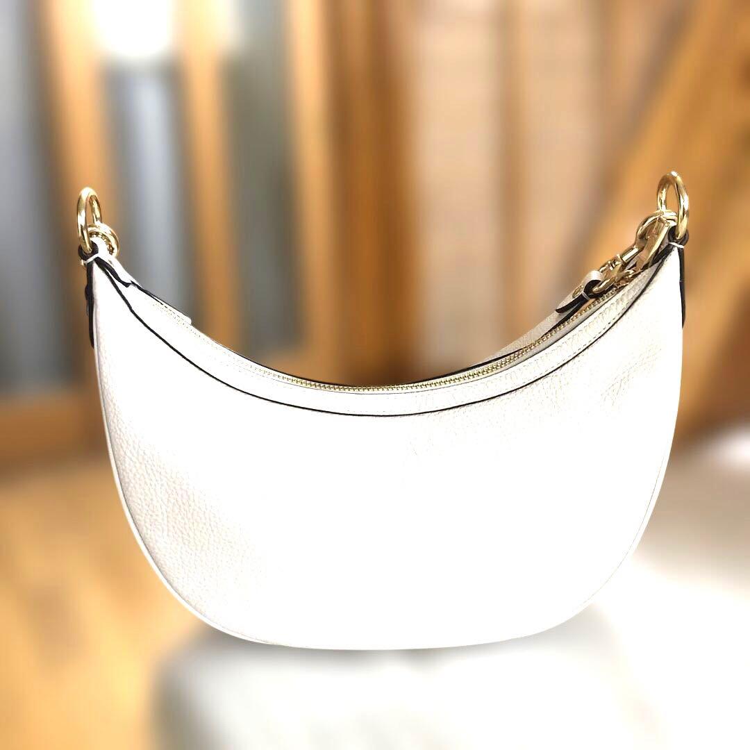 ［かなり美品］コーチ　ハーフムーン　ワンショルダー　バッグ　2way ホワイト系