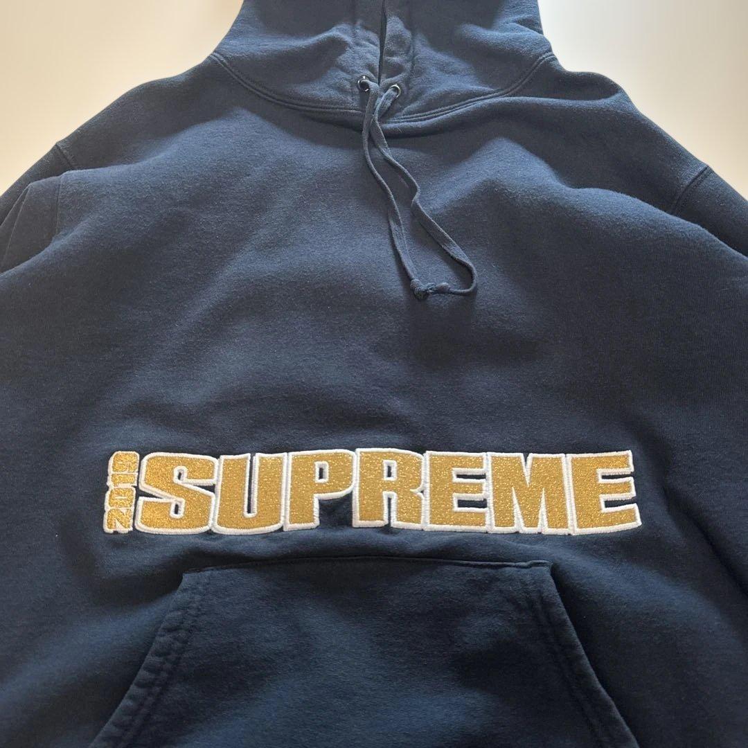 SUPREME ネイビー フード付きパーカー