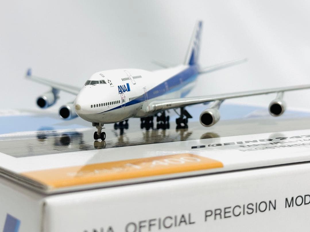 全日空商事 1/400 ANA B747-400 ラストフライトNH40085