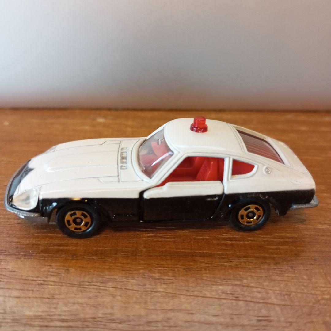 トミカ　ニッサン　フェアレディZ 240ZG パトロールカー