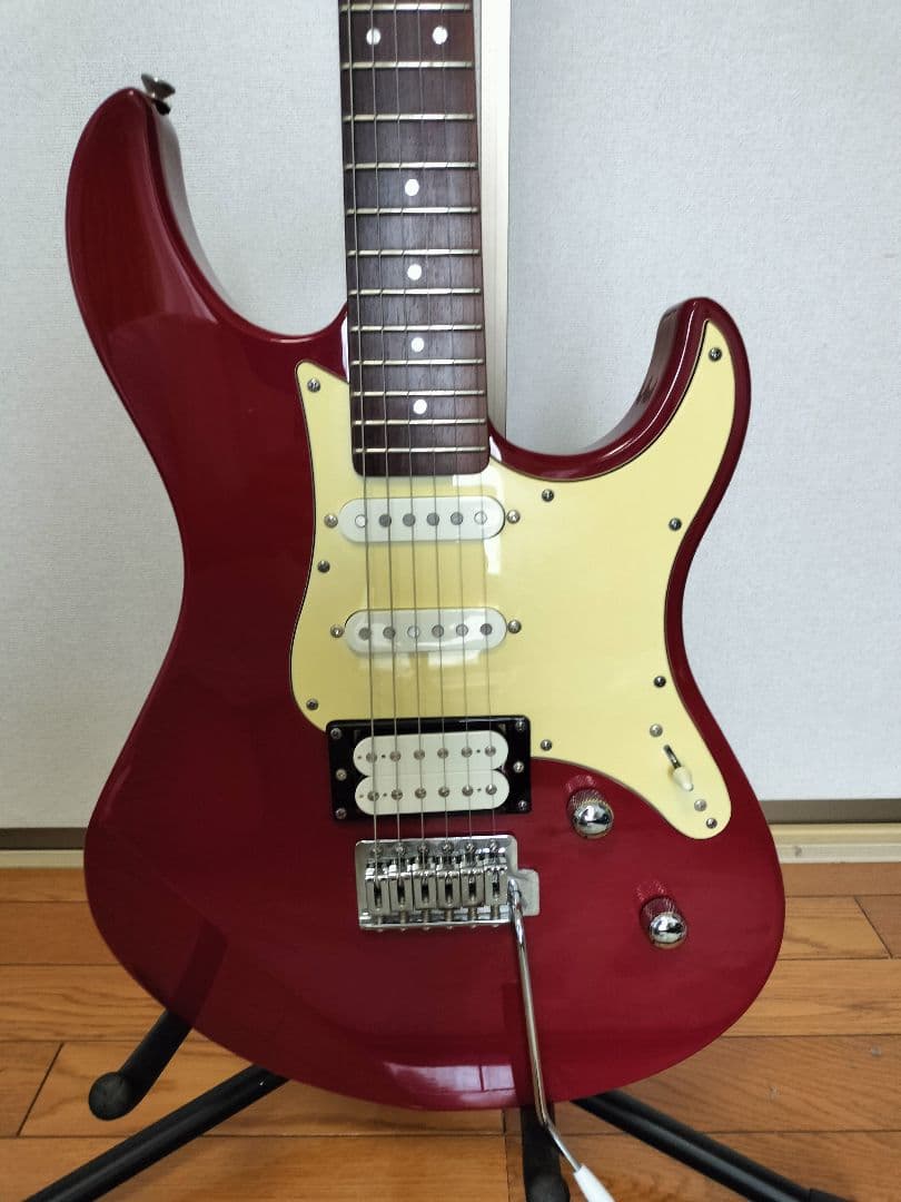 ギター Yamaha PACIFICA 112V