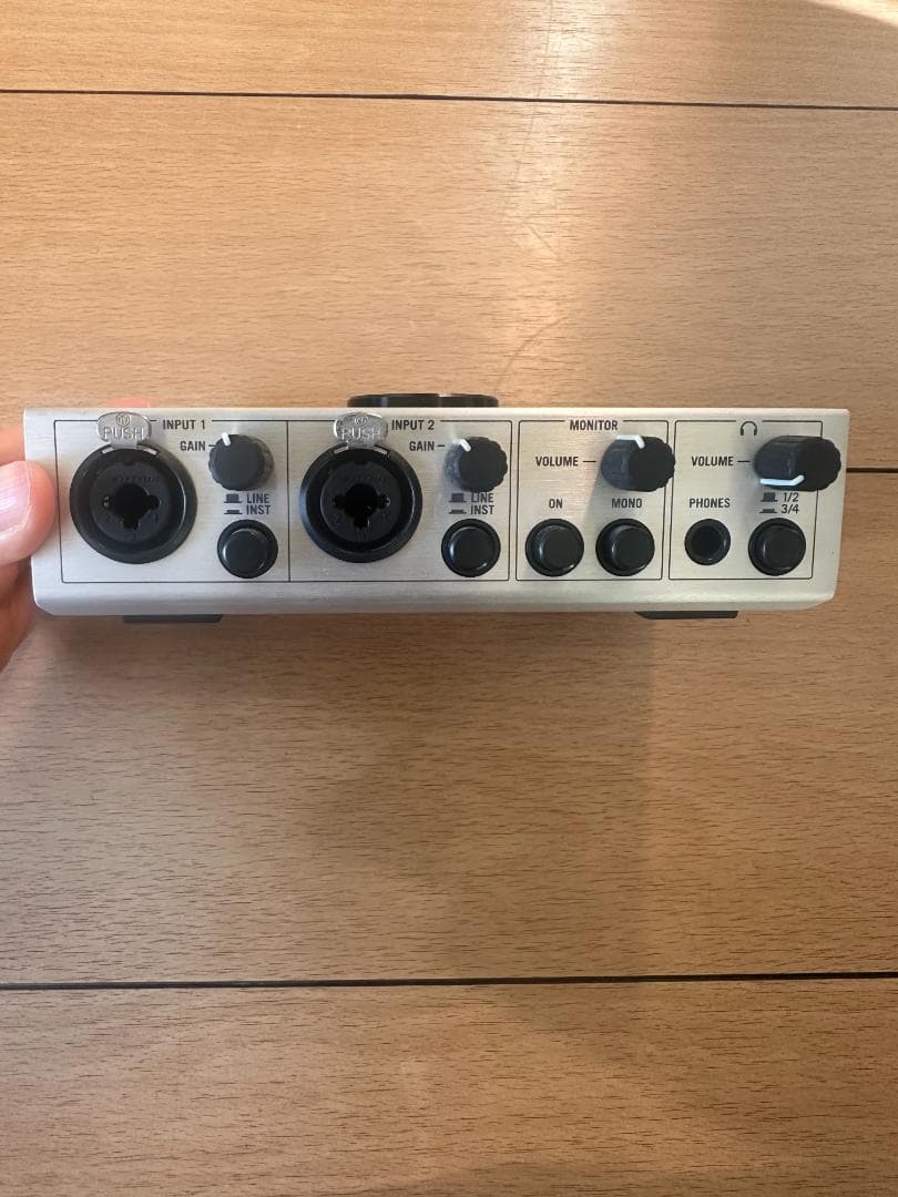 KOMPLETE AUDIO 6 USBオーディオインターフェイス