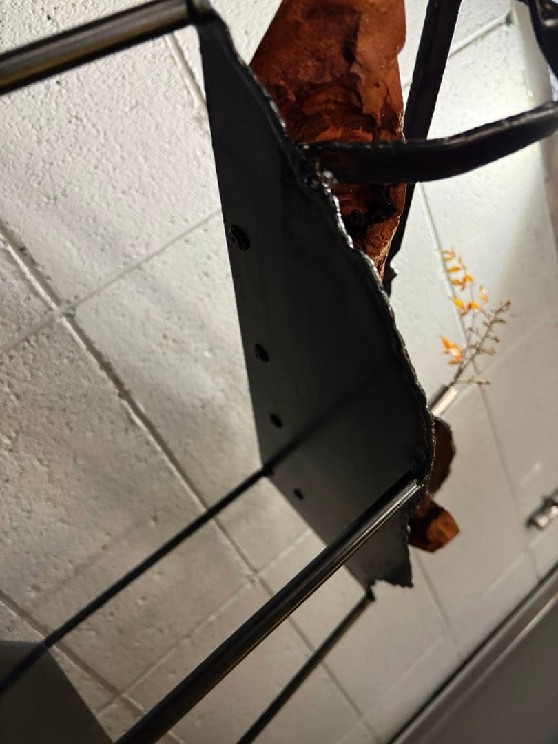 欅サイドテーブル　鉄家具　アイアンシェルフ　ナイトテーブルコーヒーテーブル