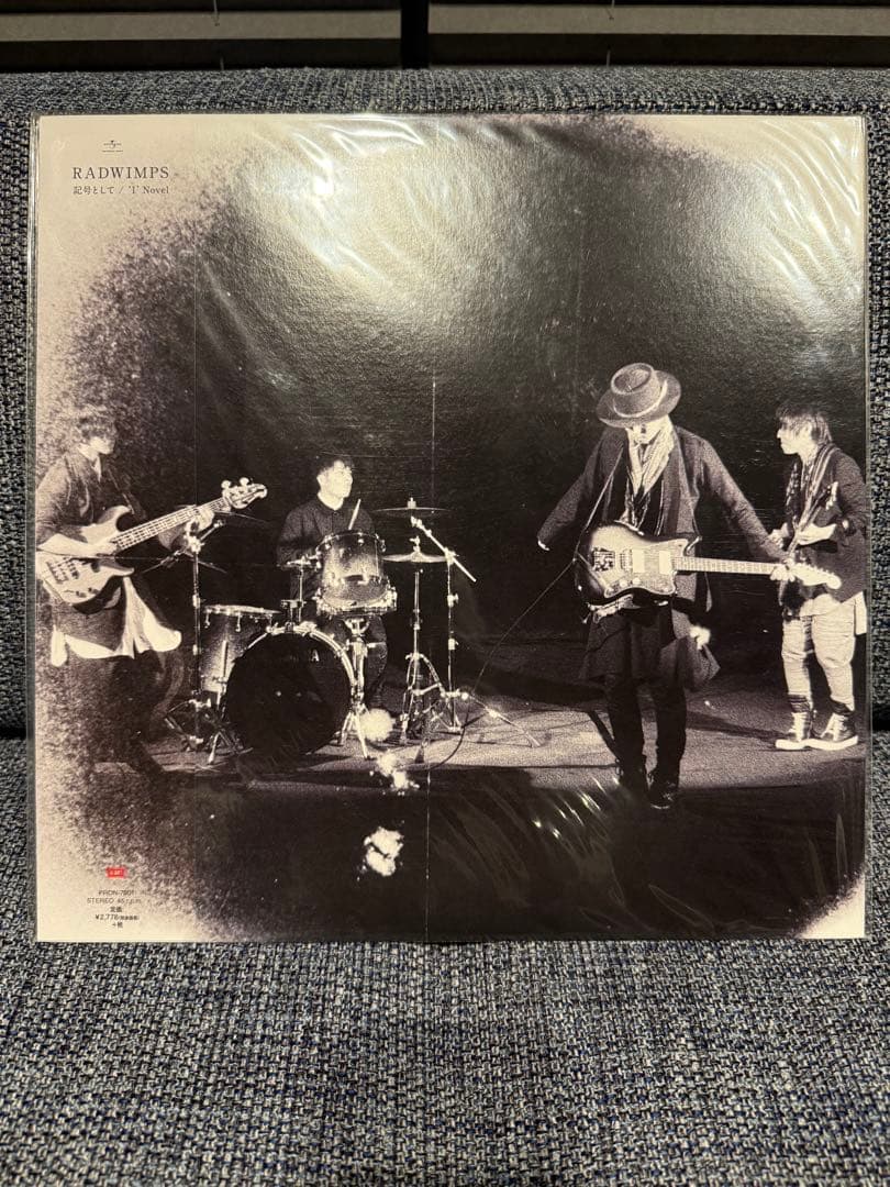 g*r様 未開封RADWIMPS 【限定品】記号として ／ 'I'Novel【ア