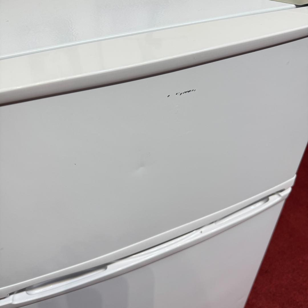 美品マックスゼン2020年製　2ドアミニ冷蔵庫　90リッター　JR090ML01