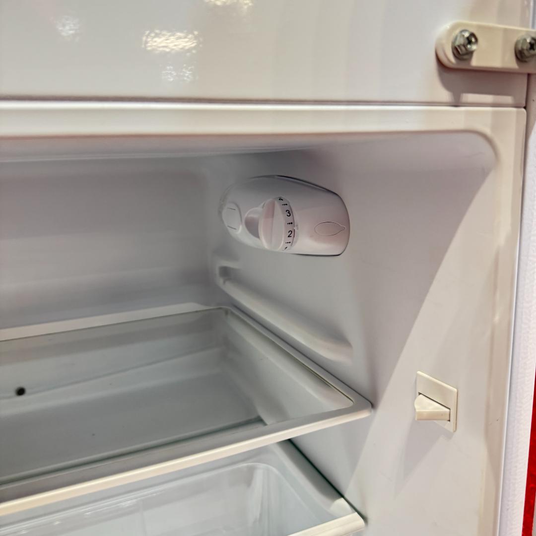 美品マックスゼン2020年製　2ドアミニ冷蔵庫　90リッター　JR090ML01