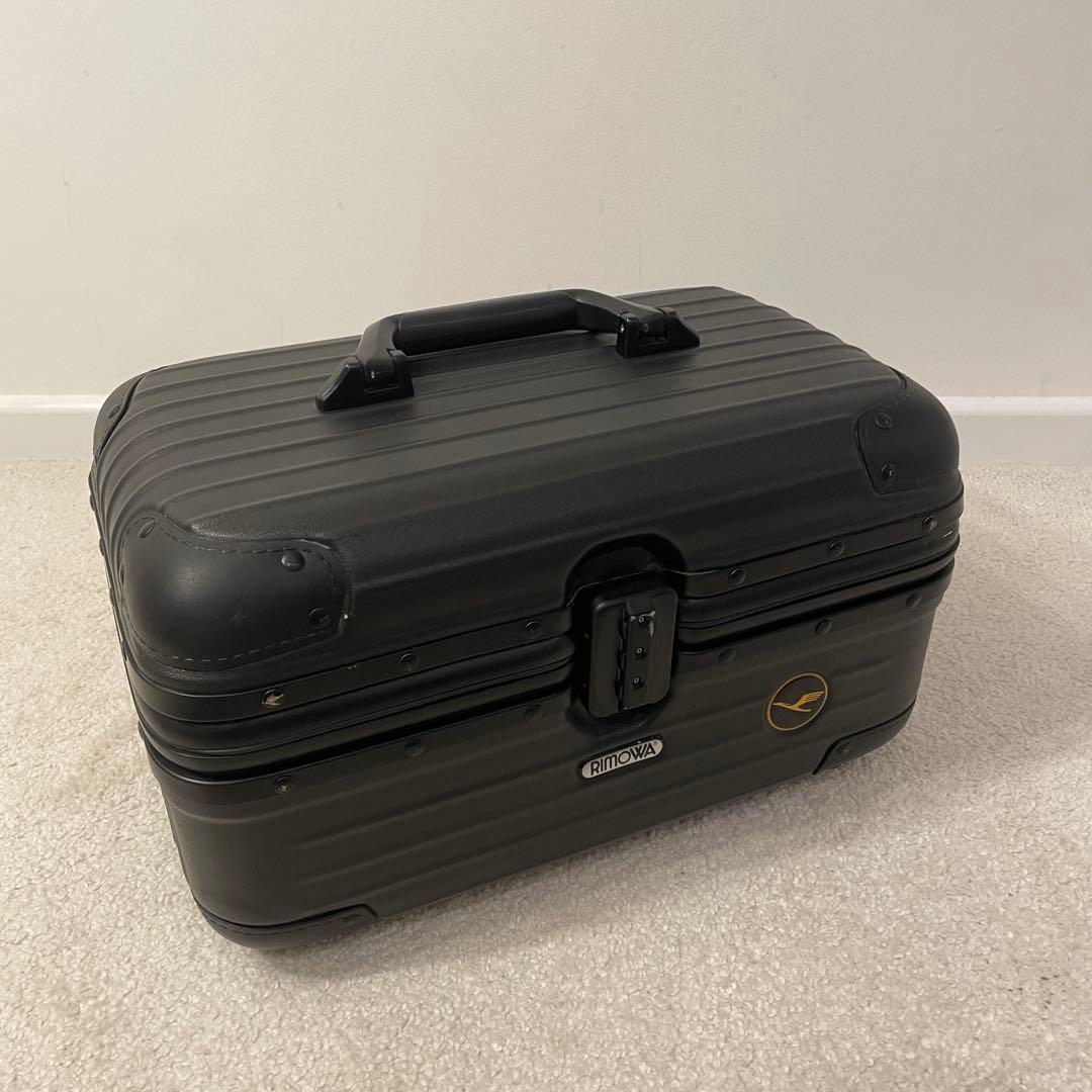 リモワ ルフトハンザ Black Classicビューティケース マットブラック