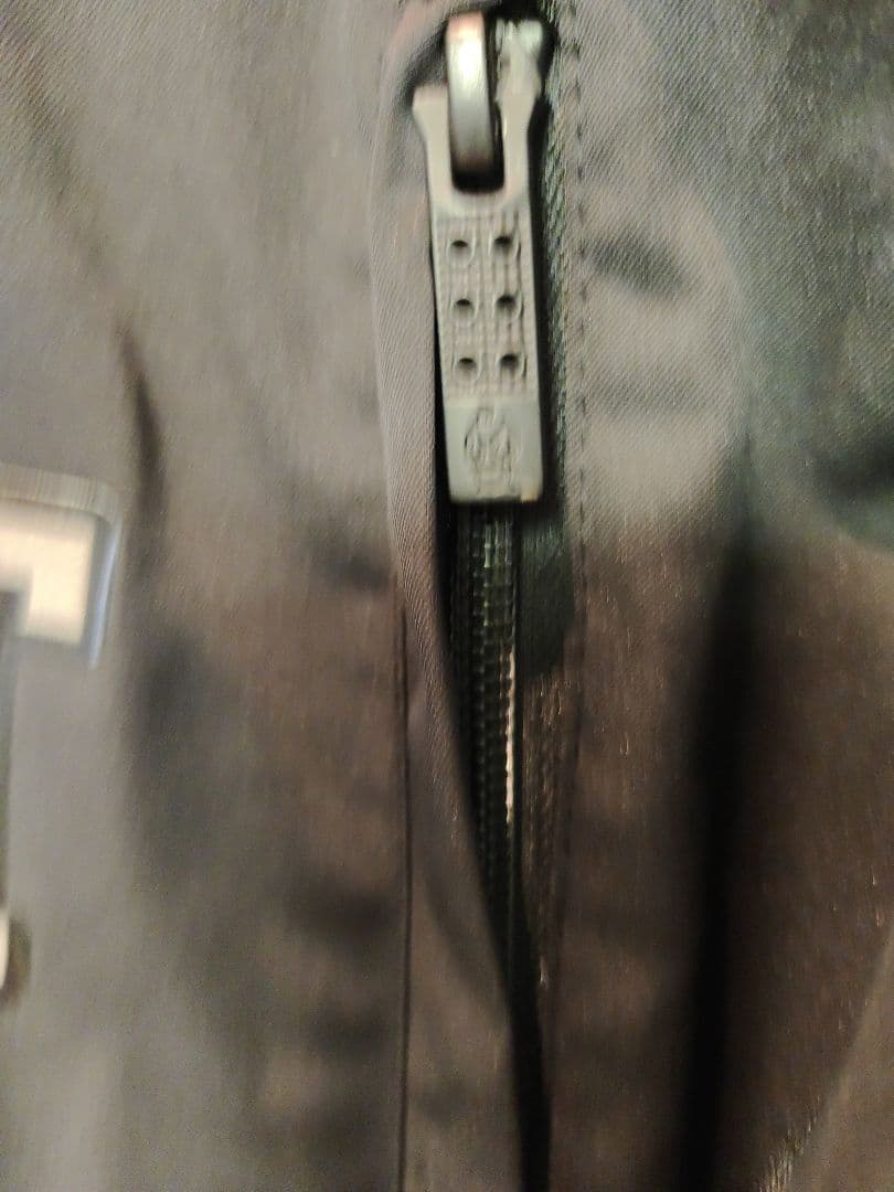 美品 ラッセルノ Vネック ブルゾン撥水 RUSSELUNO 蓄熱 ゴルフウェア