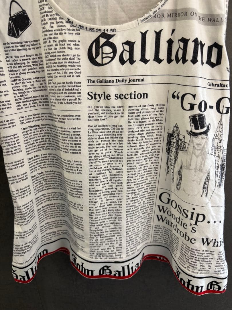 John Gallianoガリアーノ◾️ニュースペーパー柄◾️タンクトップ