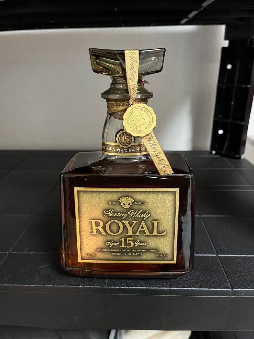 た*み様 サントリー　ローヤル15年　750ml