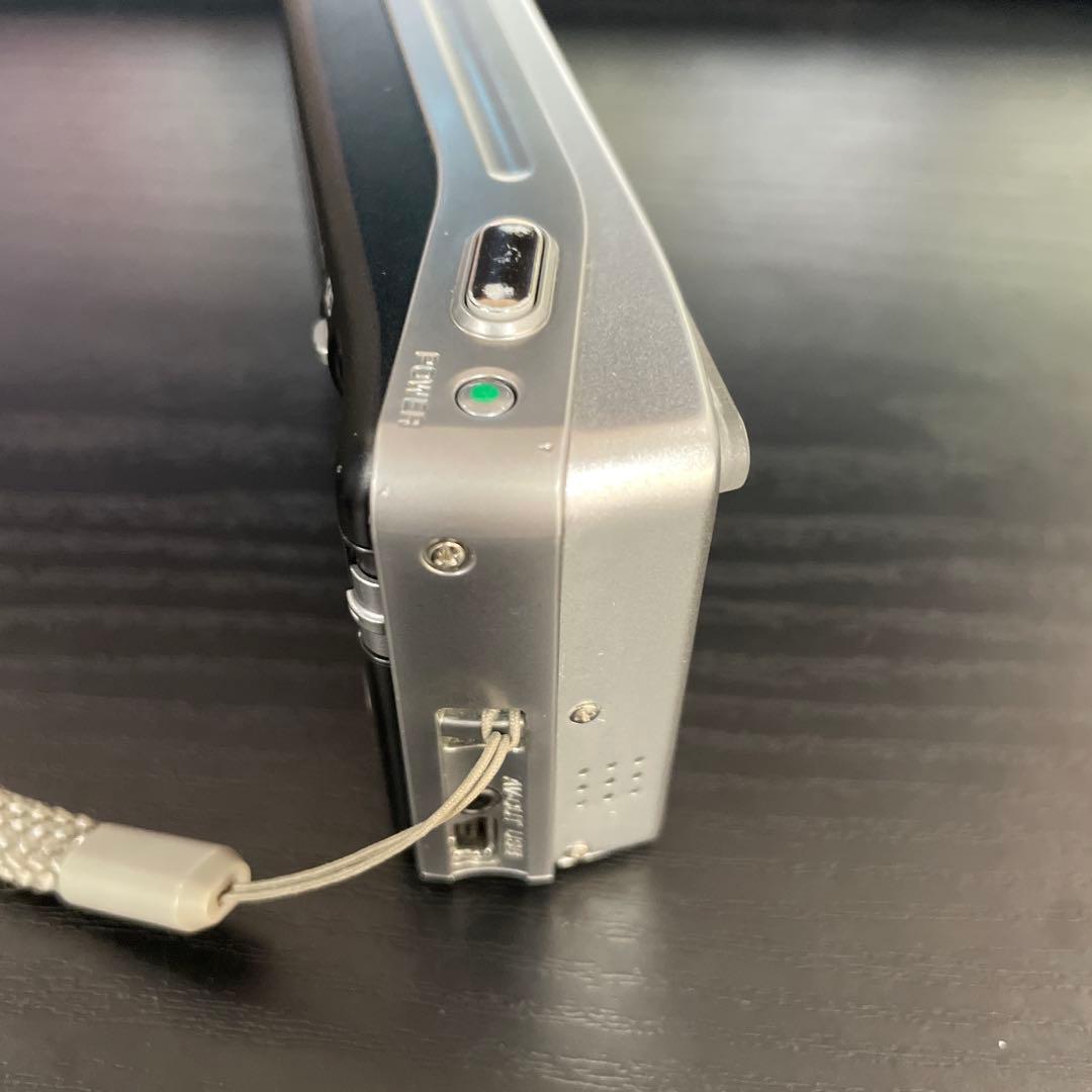 RICOH Caplio R5 7.0メガピクセル　コンパクトデジタルカメラ