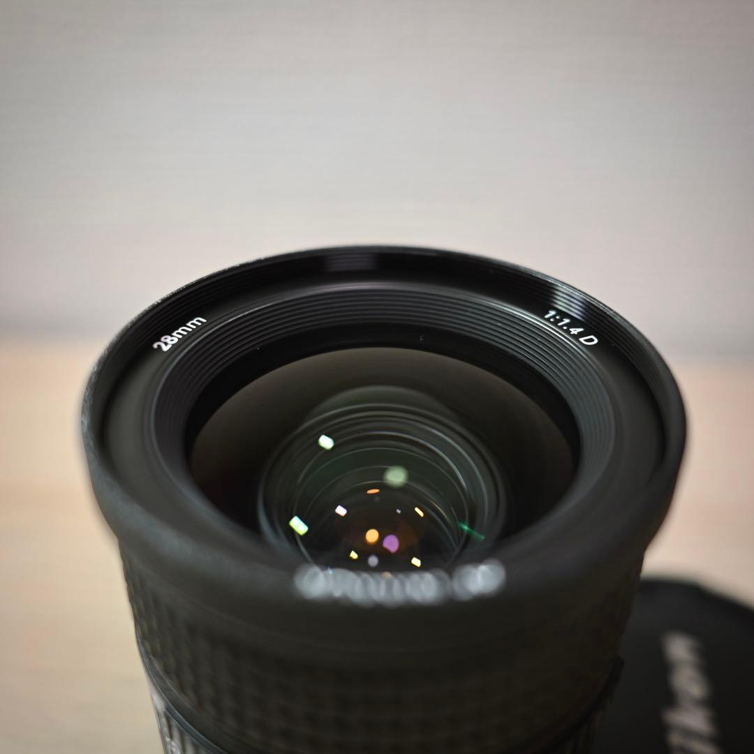 Nikon (ニコン) AF NIKKOR 28mm F1.4 D