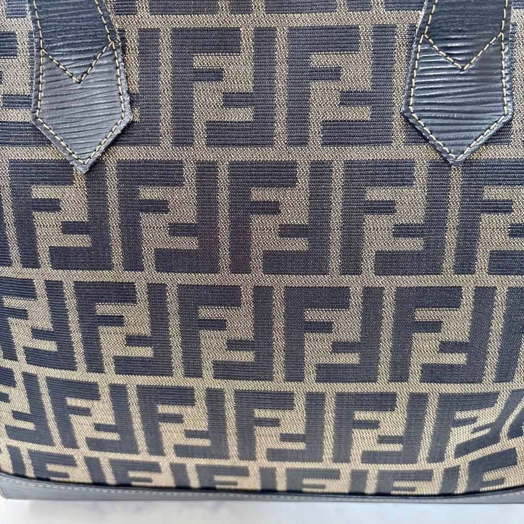 美品 FENDI フェンディ ズッカ柄 ハンドバッグ キャンバス×レザー 茶系