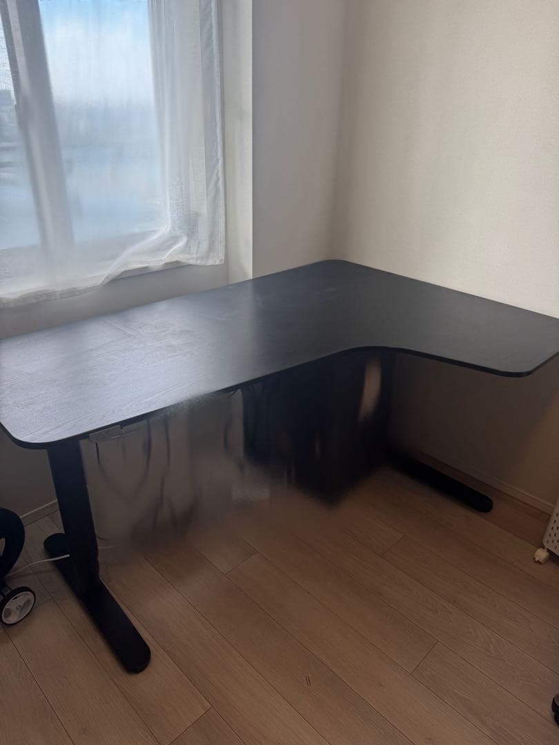 IKEA Bekant 電動　昇降式デスク　Ｌ字 コーナーデスク　黒