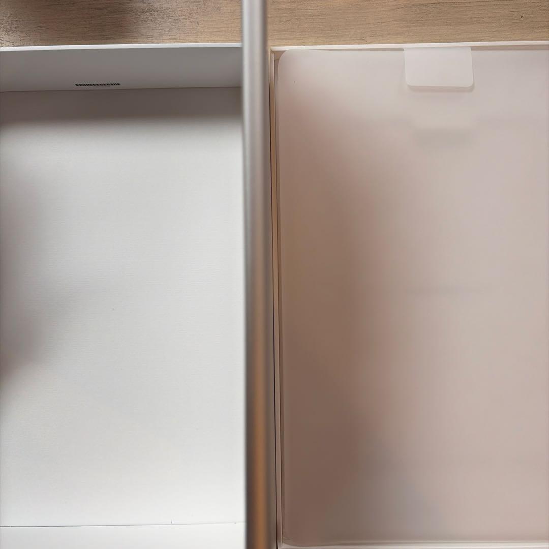 iPad シルバー　ジャンク　第9世代