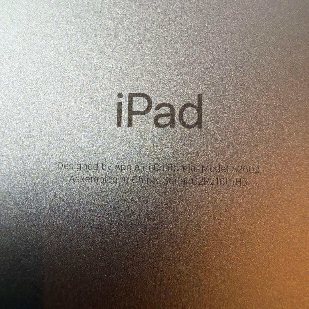 iPad シルバー　ジャンク　第9世代