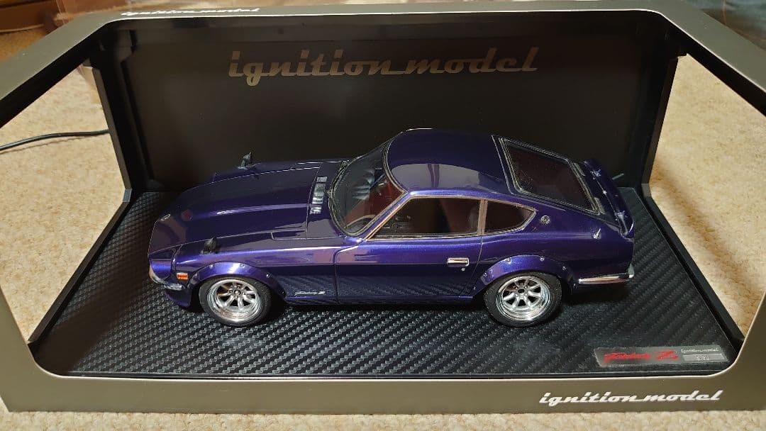 イグニッションモデル フェアレディZ S30 1/18 IG0179