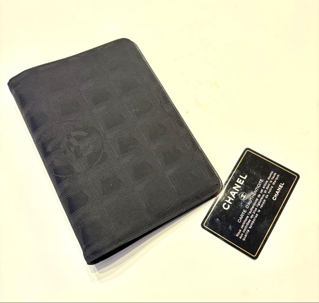シャネル☆システム手帳　ニュートラベルライン　アジェンダ　ココマーク　ロゴ　黒