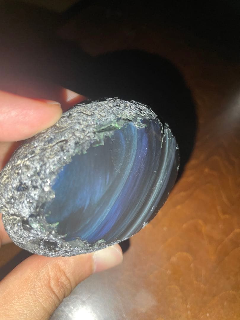 研磨品　十勝石玲瓏　複合色レインボーオブシディアン