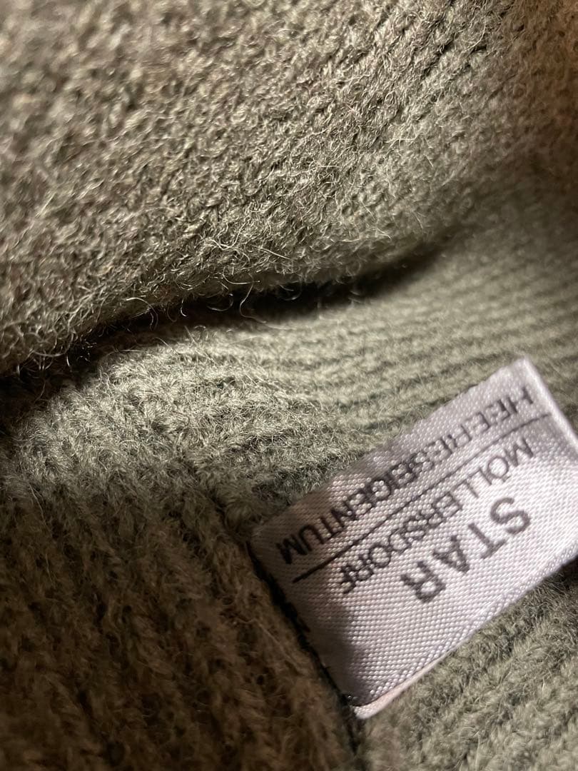 オーストラリア軍セーターschurwolle  HEERESEIGENTUM