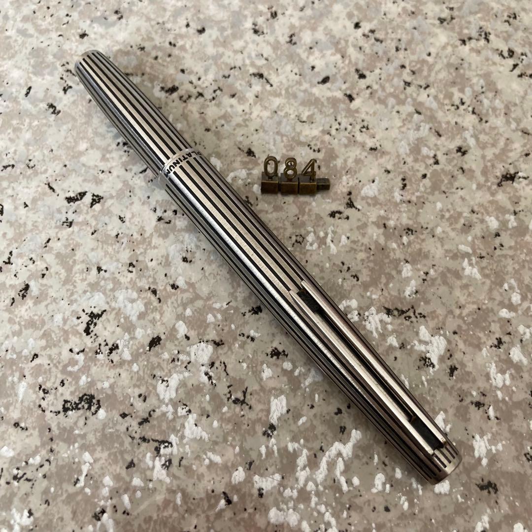 #084 オーバーホール済み 万年筆 プラチナ PLATINUM 蝕刻 18k