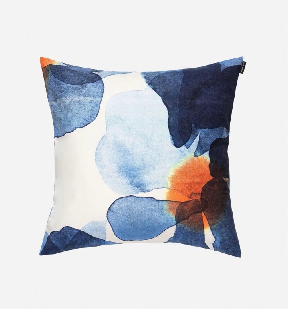 marimekko 花柄 Valssiクッションカバー　50×50【完売商品】