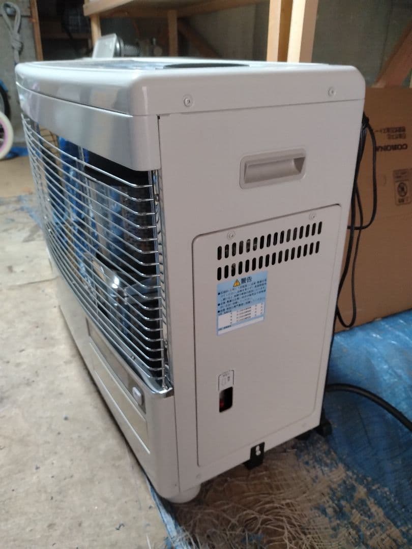 札幌市内受渡し限定❗️2020年製！美品❗️サンポット煙突式ストーブ❗️