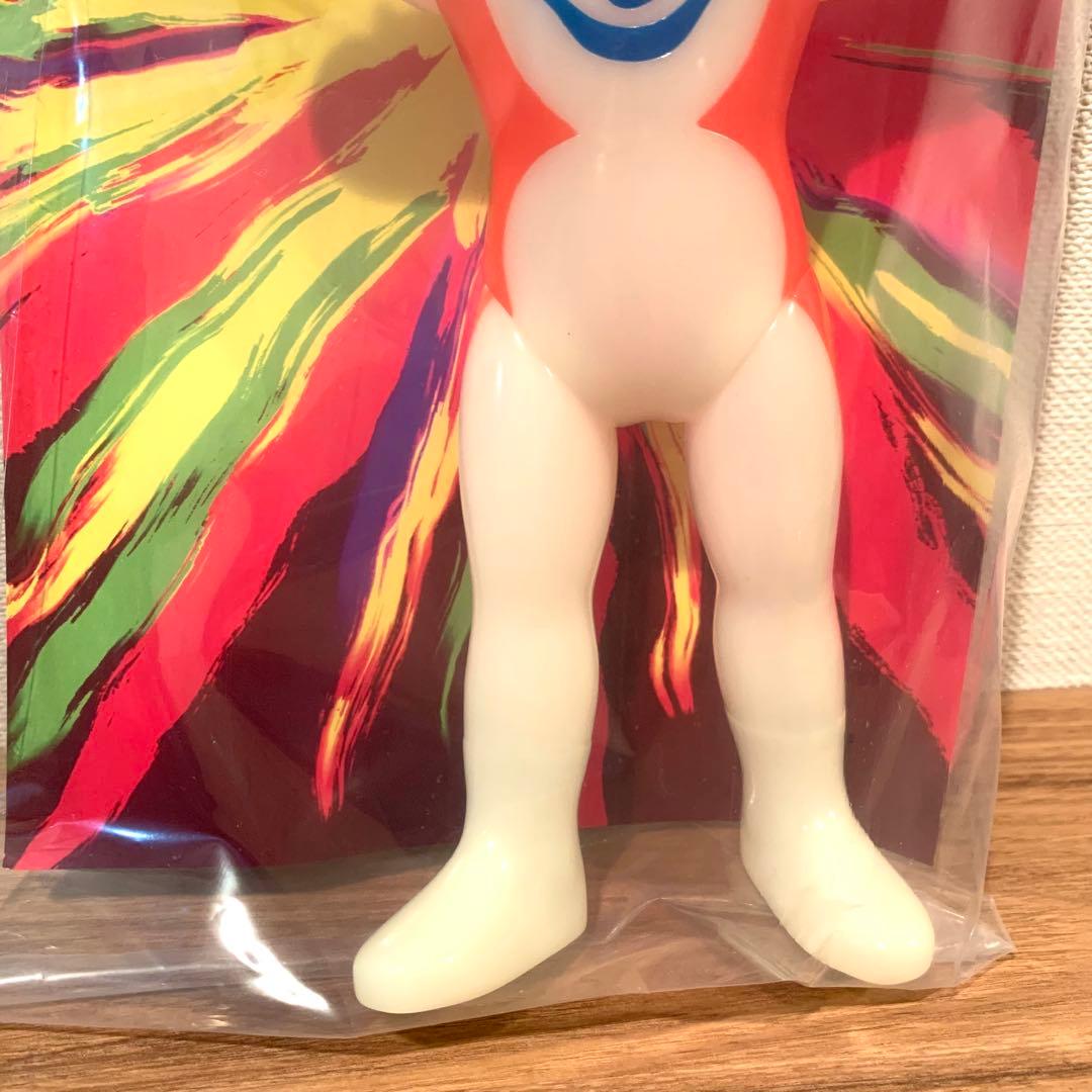 超復刻版タローマンソフビ人形　蓄光カラー　岡本太郎　鷲野デパート名品展　おまけ付