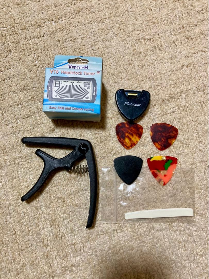 美品 メンテ済 超低弦高 ヤマハ FG820 オータムバースト おまけ付 新品弦