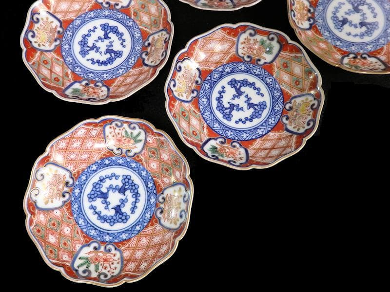 大聖寺伊万里　窓絵　柘榴　松　梅　菊花四方襷紋の図　４寸皿　５枚　AS-fbjf