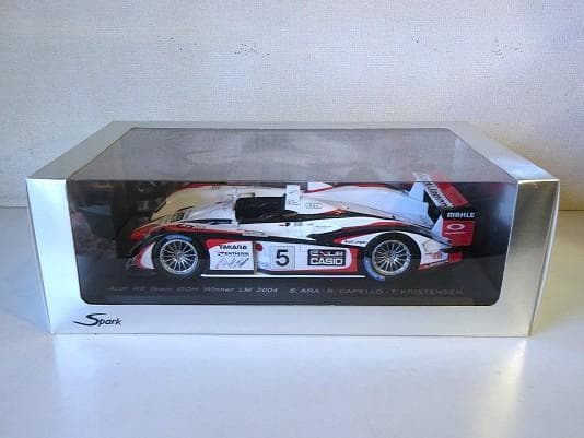 特価 Spark 1/18 アウディR8 チーム郷 2004 LM Winner
