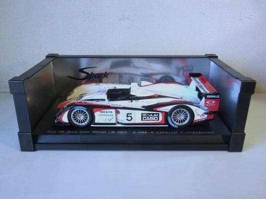 特価 Spark 1/18 アウディR8 チーム郷 2004 LM Winner