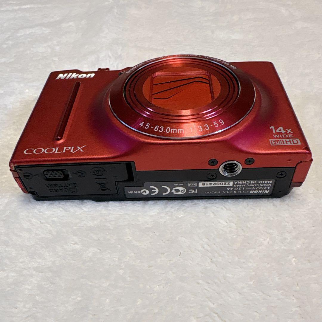 Nikon COOLPIX S8200 レッド