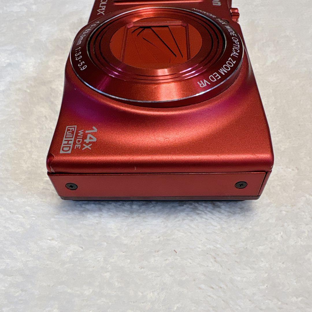 Nikon COOLPIX S8200 レッド