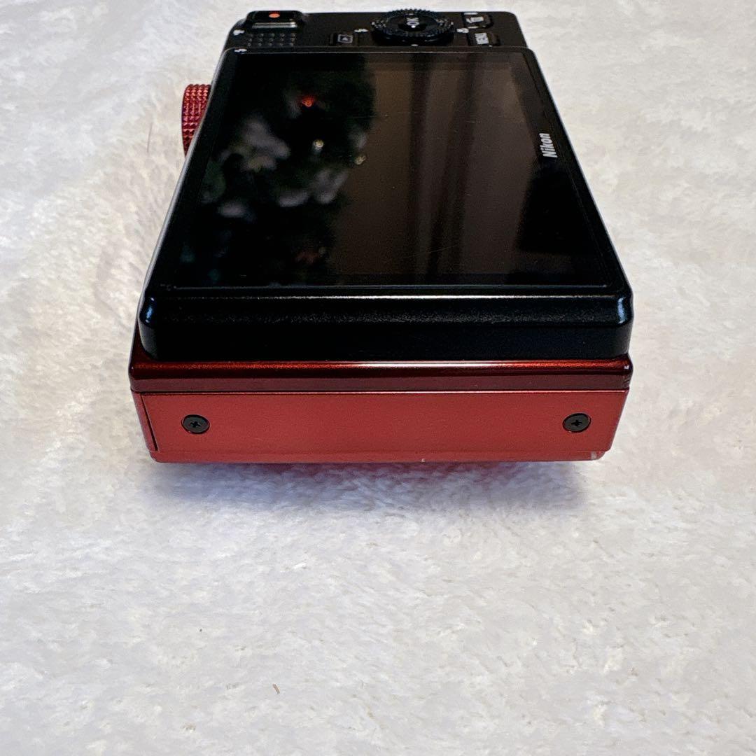 Nikon COOLPIX S8200 レッド