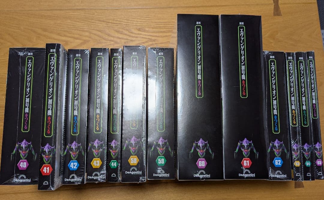 ディアゴスティーニ【週刊 エヴァンゲリオン初号機を作る】1号〜74号　未組立て