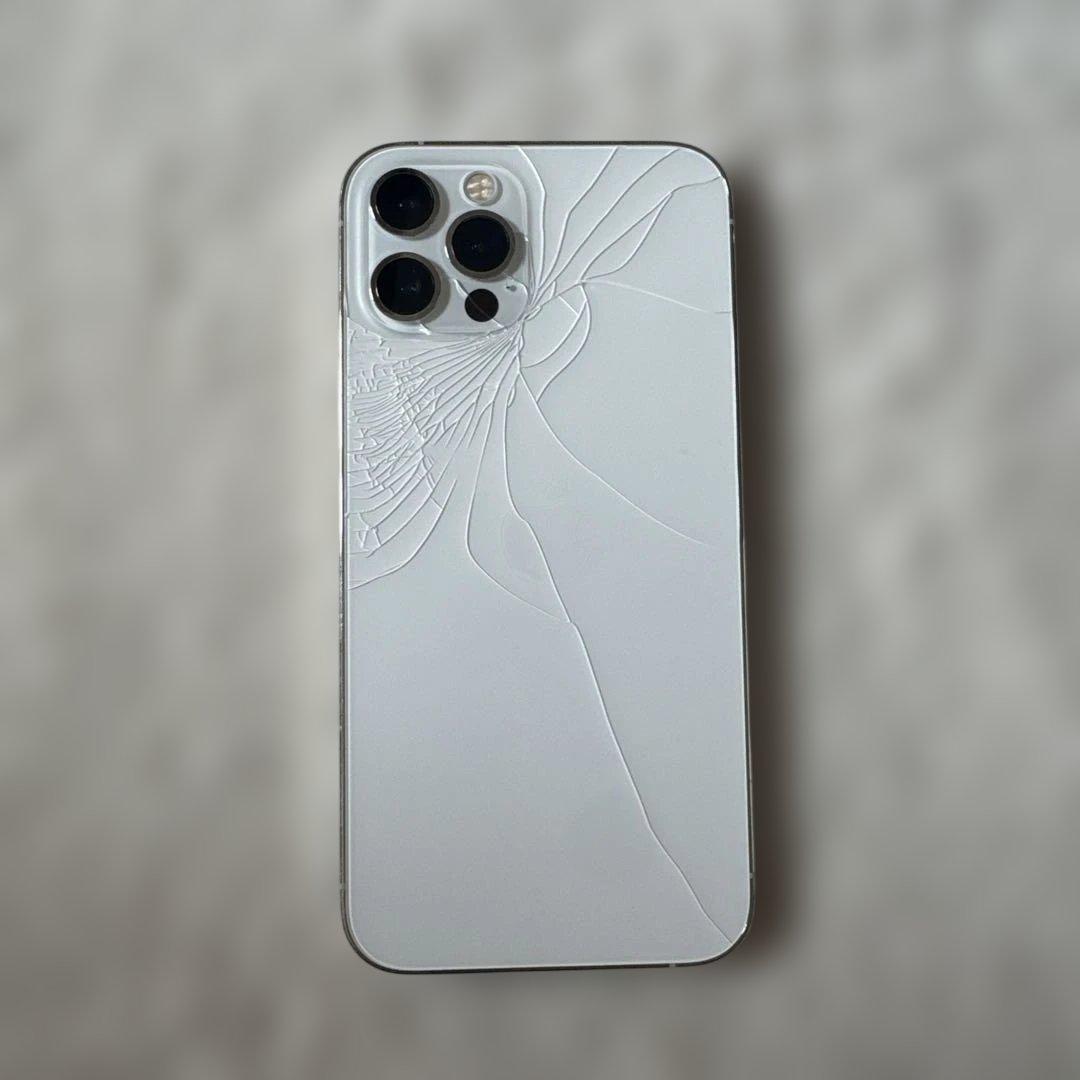 iPhone 12Pro ホワイト 背面ひび割れ 箱あり SIMフリー