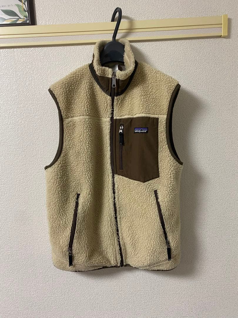 patagonia フリースベスト ベージュ