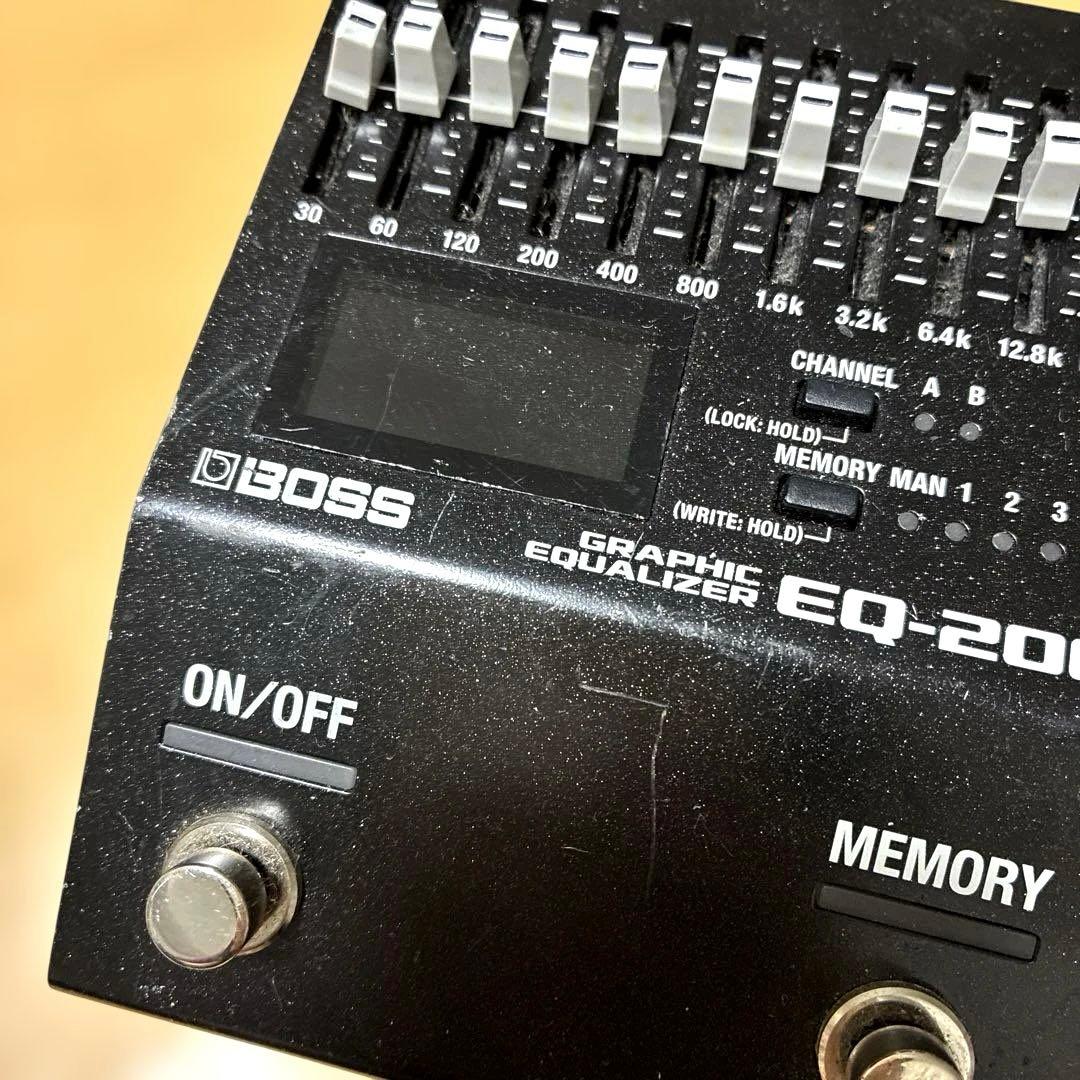 BOSS グラフィックイコライザー EQ-200