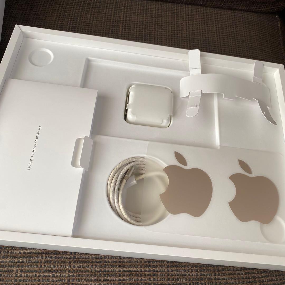 Apple MacBookAir 本体 2022 M2 8GB 512GB