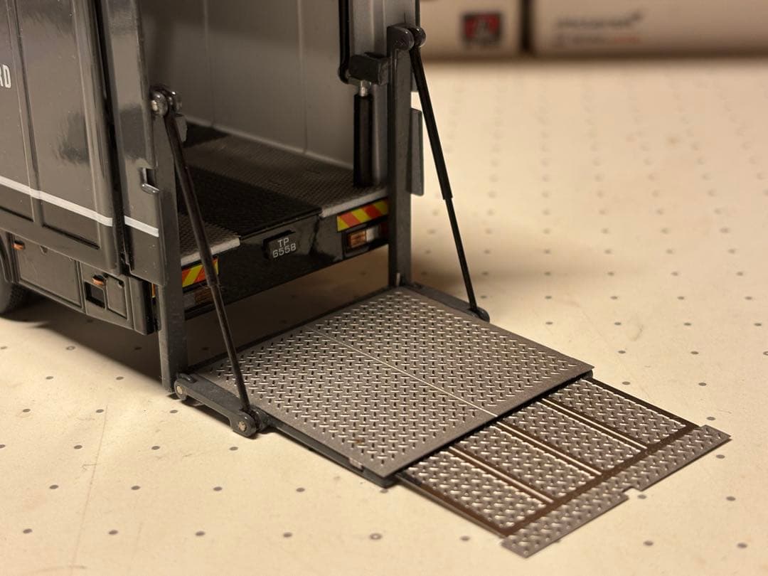 GCD 1/64 Scania S730 ［グレー］