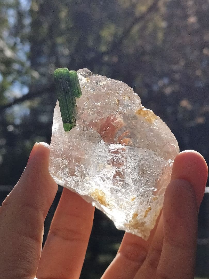 【奇跡的共演】グリーントルマリンオンクォーツ