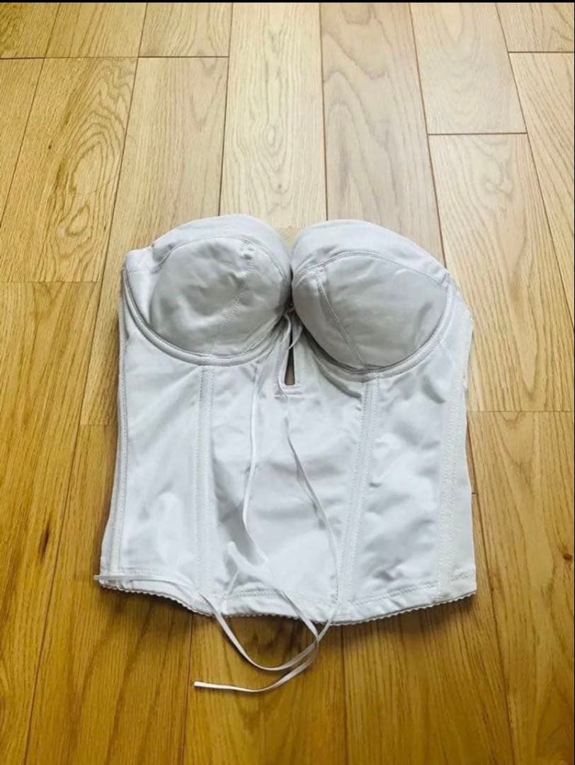 BRIDAL BEAUTE バックレスビスチェ F70 ブライダルボーテ