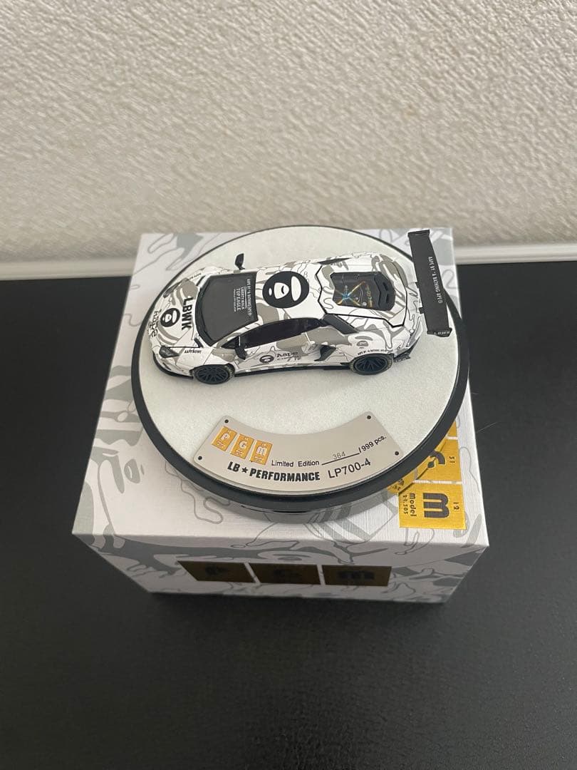 【希少商品】PGm LBWK✖️APE アヴェンタドール　1/64