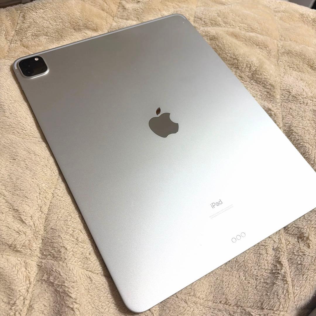 iPad pro 第4世代　12.9インチ　シルバー 本体　Wi-Fiモデル