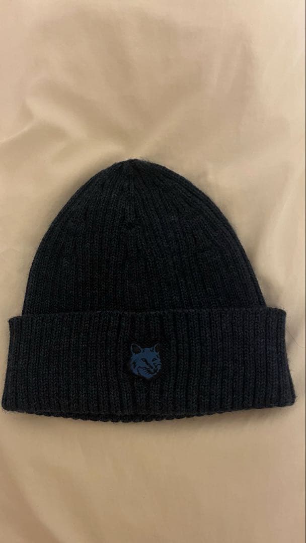 メゾンキツネ　ボールドフォックスヘッドパッチニットビーニー