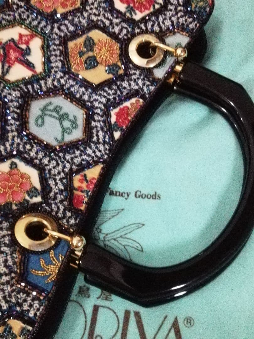 祇園老舗　香鳥屋　ビーズ刺繍バッグ