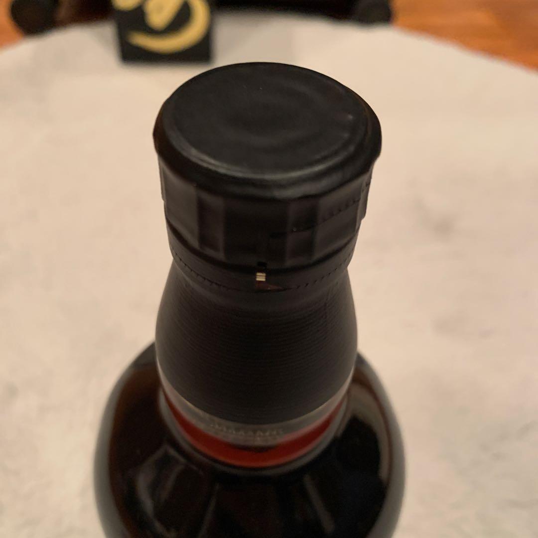 新品未使用 サントリー 山崎18年 700ml 箱付き