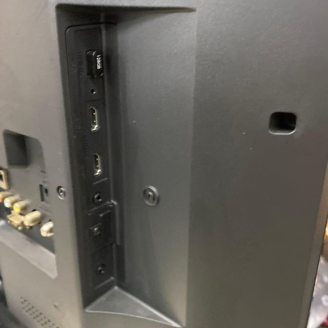 FUNAI フナイ　ハイビジョン液晶テレビ　32型